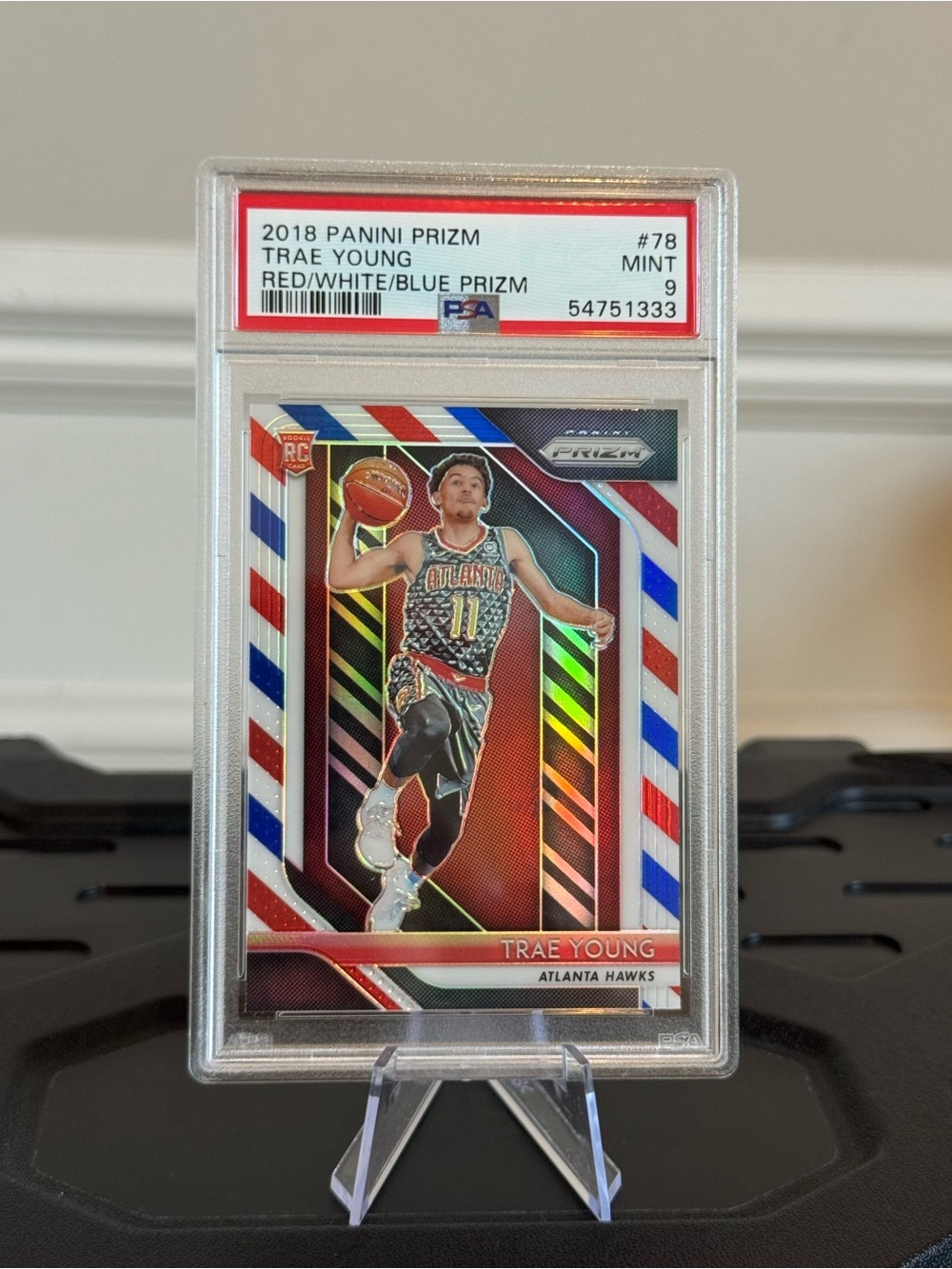 🏀 2018-19 Trae Young Prizm Red White Blue Rookie RC PSA 9 Atlanta Hawks 🔥